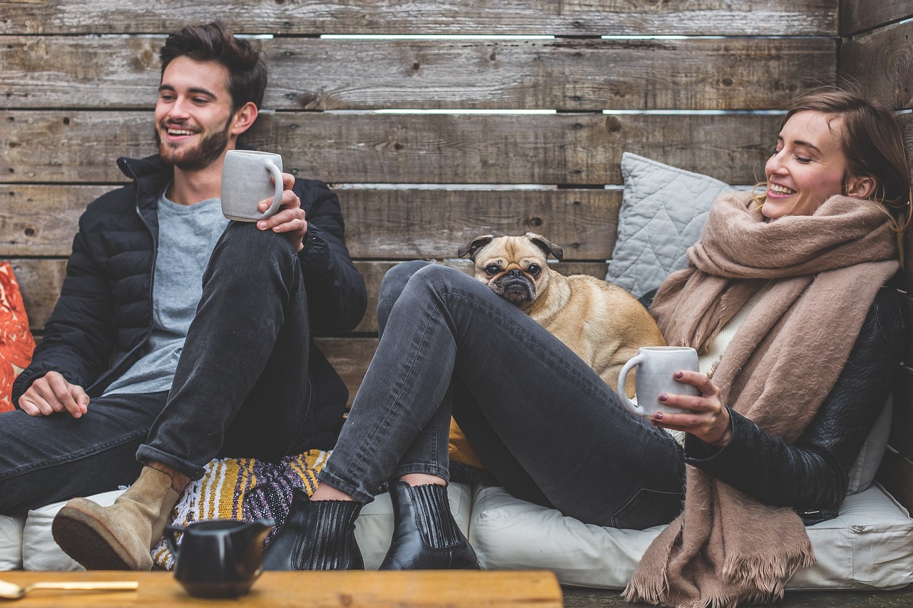 7 Obvious Signs He Likes You But Is Hiding It
